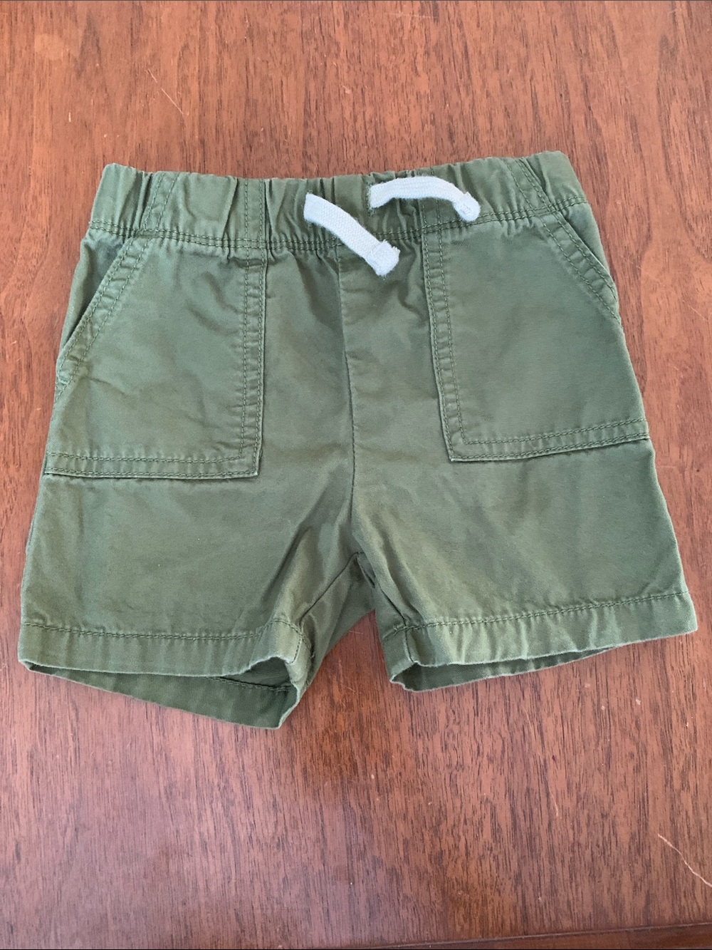 🍓3/$10 Joe Fresh Olive Pull-On Shorts with White Drawstring size 6-12m